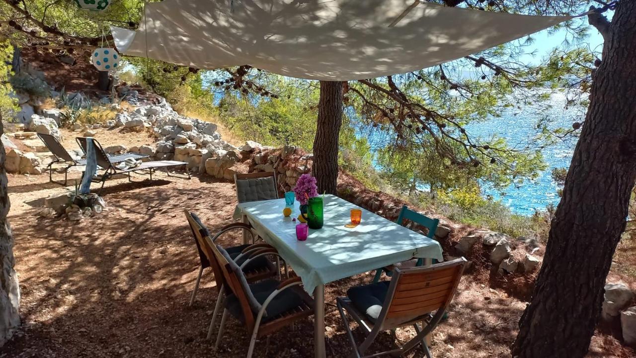 A Small Stone House By The Sea, In A Wineyard Nerezisca Экстерьер фото